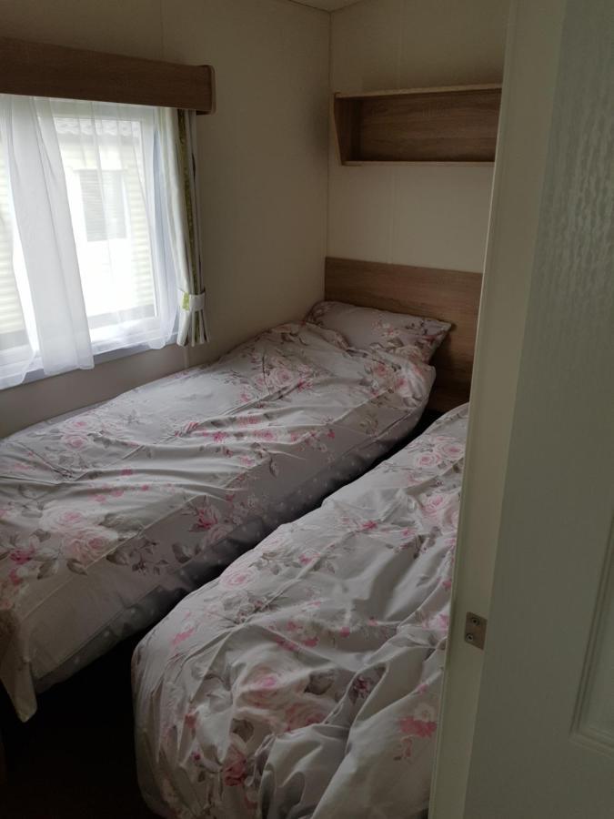 Delta Santana Apartman Looe Kültér fotó